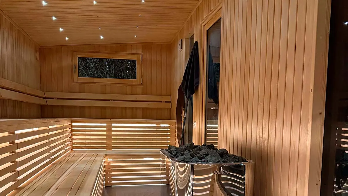 Saunaen hos Analog Sauna